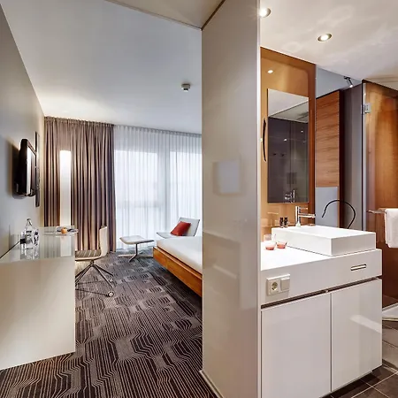 Legere Luxembourg Hotel 4*
