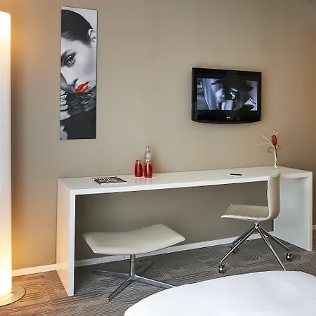 Légère Luxembourg Hotel Schuttrange