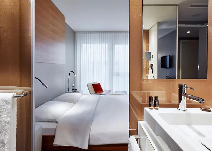 Legere Luxembourg Hotel 4*