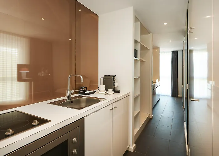 Hotel Legere Luxembourg 4*