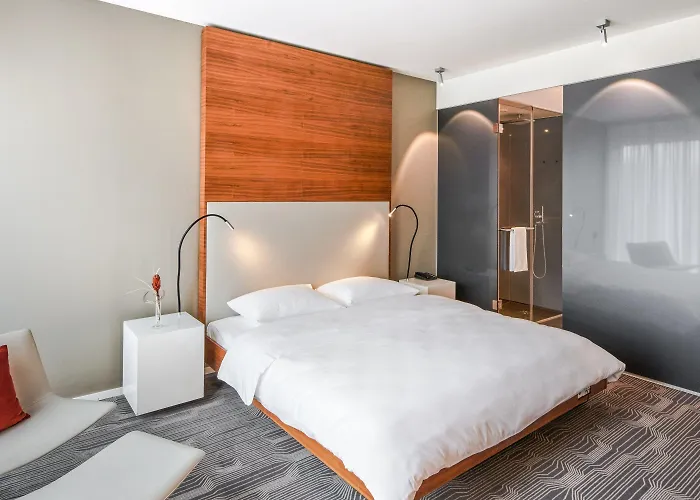 Legere Luxembourg Отель 4*